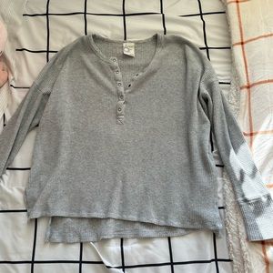 OFFLINE By Aerie Wow! Waffle Henley T-Shirt “ size small”